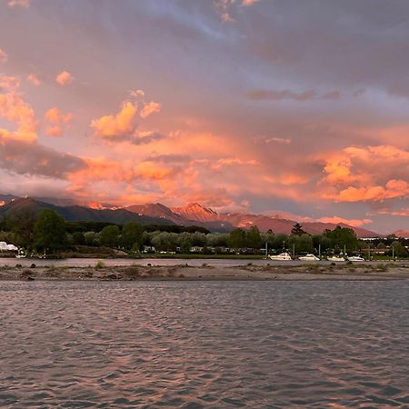 Chalet Camping River Italie Met 2 Slaapkamers Амелья Екстер'єр фото